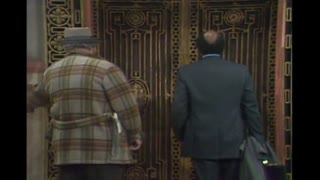 All in the Family - S2E14 - The Elevator Story