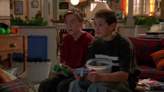 Malcolm in the Middle - S1E5 -  Malcolm Babysits