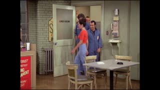 Laverne & Shirley - S4E8 - The Bully Show