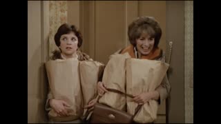 Laverne & Shirley - S1E11 - Fakeout at the Stakeout