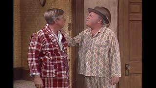 All in the Family - S7E22 - Fire