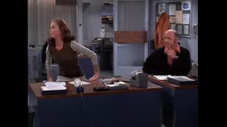 The Mary Tyler Moore Show - S2E10 - Don't Break the Chain