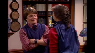 Family Ties - S2E4 - This Year's Model