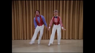 Laverne & Shirley - S5E12 - The 4th Annual Shotz Talent Show