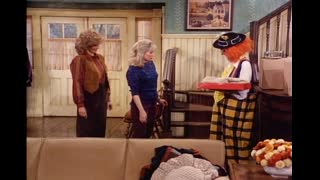 Newhart - S2E13 - Curious George at the Firehouse