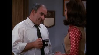 The Mary Tyler Moore Show - S1E12 - Anchorman Overboard