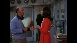 The Mary Tyler Moore Show - S1E14 - Christmas and the Hard-Luck Kid II
