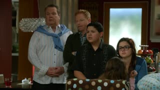 Modern Family - S5E17 - Other People's Children