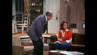 The Mary Tyler Moore Show - S5E8 - Manage a Phyllis