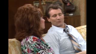 Married... with Children - S1E9 - Peggy Sue Got Work