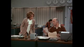 The Mary Tyler Moore Show - S6E13 - The Happy Homemaker takes Lou Home