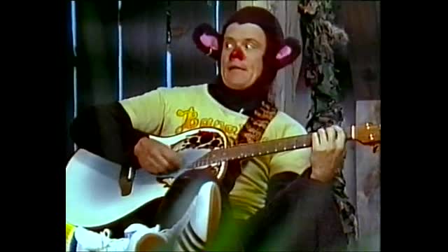 Tecknat Barn Svenska:Videotajm Med Trazan och Banarne (1982) VHSRIPPEN (Svenska) Opening Scene