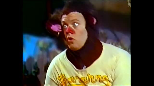 Tecknat Barn Svenska:Videotajm Med Trazan och Banarne (1982) VHSRIPPEN (Svenska) Banarneshostaren