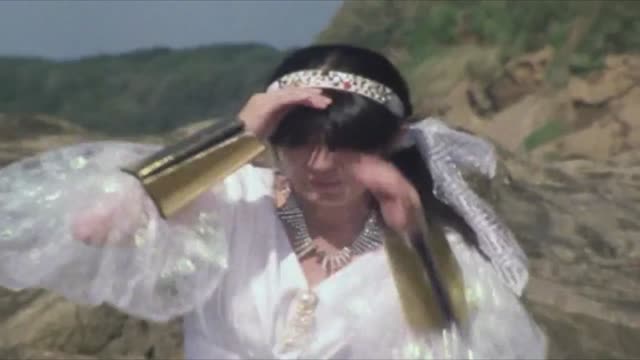 싸이보그 스필반 27화 아름다운 도망자를 급습하는 흡혈독아