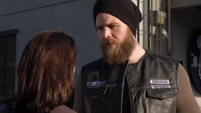 Sons of Anarchy S01E09