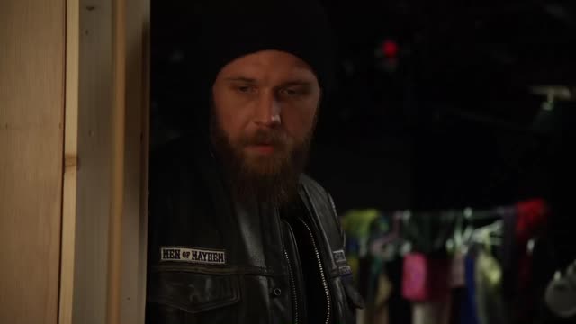 Sons of Anarchy S02E09