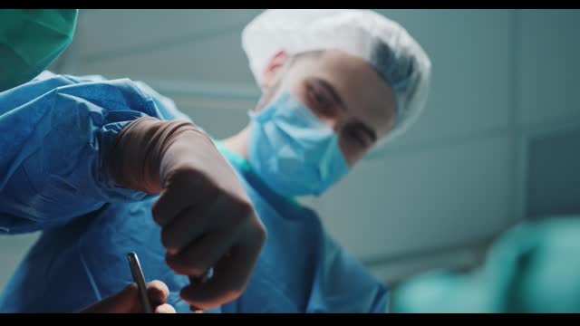 pexels-ron-lach-7584629