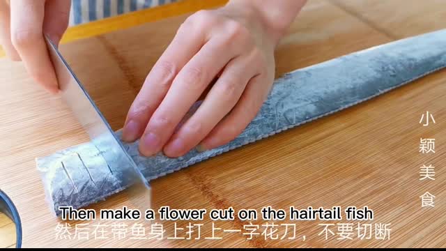 干煎带鱼最全教程！照这个方法做不破皮不粘锅，鲜香酥脆一点都不腥！孩子每天都想吃！【小颖美食】