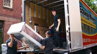 Ecoway Movers | Your Trusted Movers in Montreal, QC