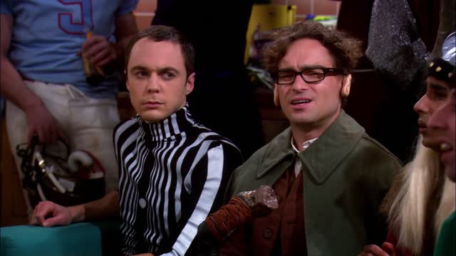 Big Bang Theory, The - S01E06 - The Middle Earth Paradigm (1080p) (NP)