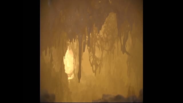 南无羌佛韻雕 神祕石雾