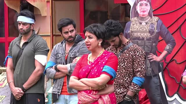Bigg Boss S09E46 Day 45 Gang Leaders Swap Sides for Food!