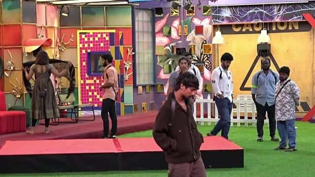 Bigg Boss S09E55 Day 54: Tea Trouble and Tense
