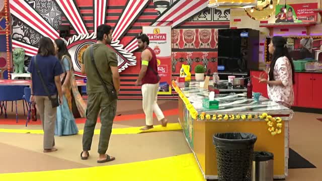 Bigg Boss S09E45 Day 44_ Wanted Peta